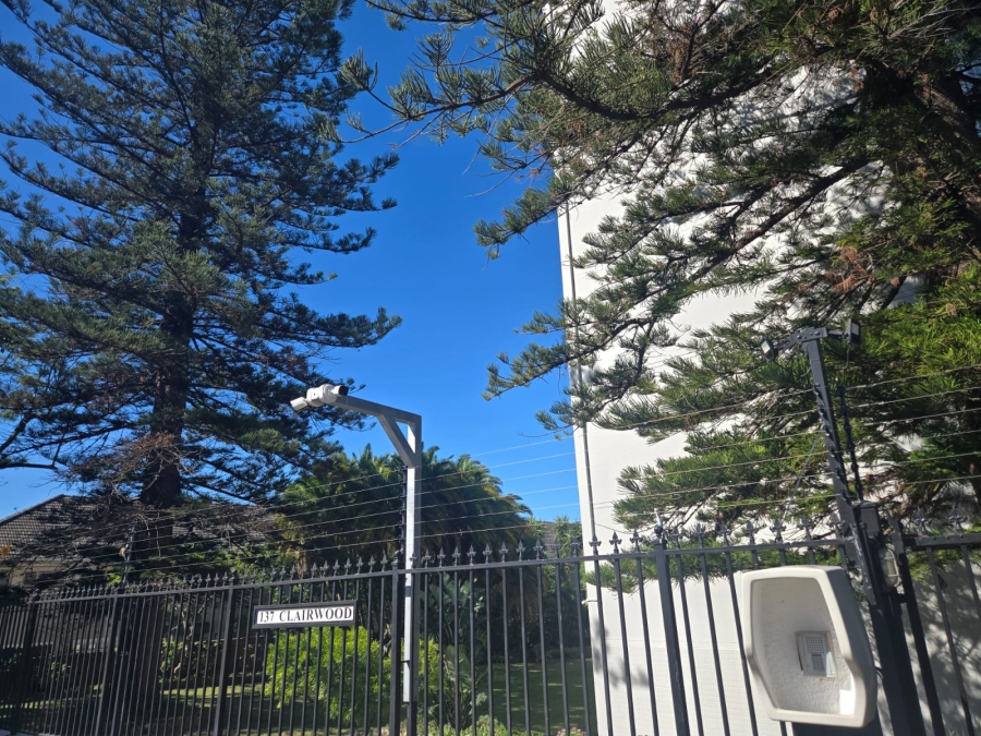 To Let 2 Bedroom Property for Rent in Kenilworth Western Cape